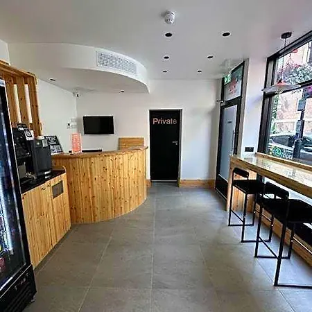 Easyhotel Paddington-2