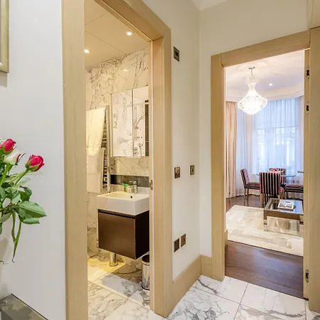 Claverley Court Apartments Knightsbridge-2
