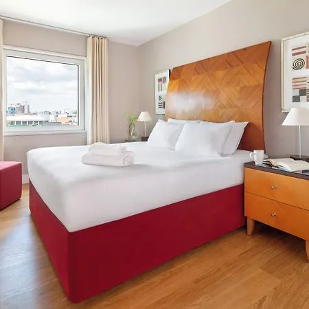 Marlin Apartments - London Bridge Empire Square-2
