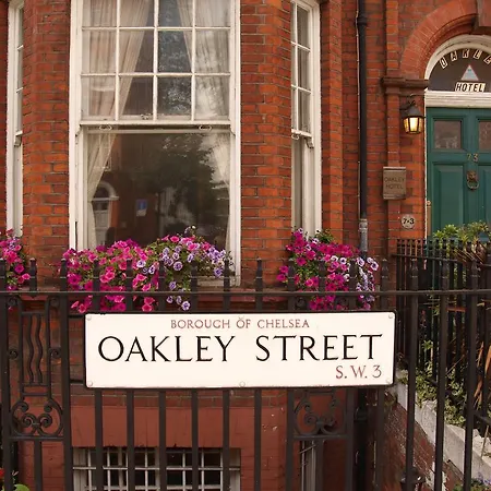 Oakley Hotel-2
