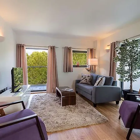 Z O Properties Kensington-3