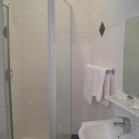 Aaraya London - Fka Gower Hotel-3