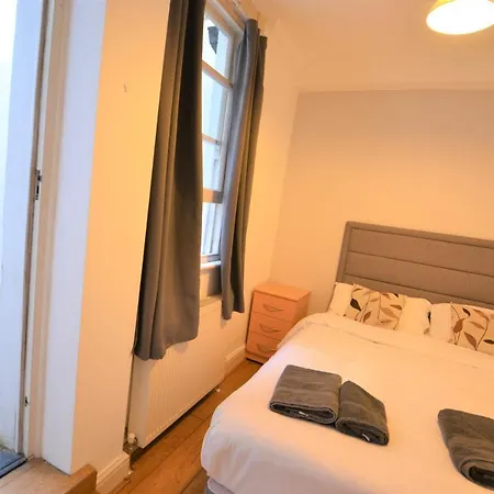 Norfolk Place Apartments-2