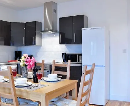 Whitechapel Central Apartments-2