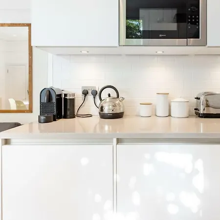 Gorgeous, 4 Bed Victorian House In Dollis Hill-2