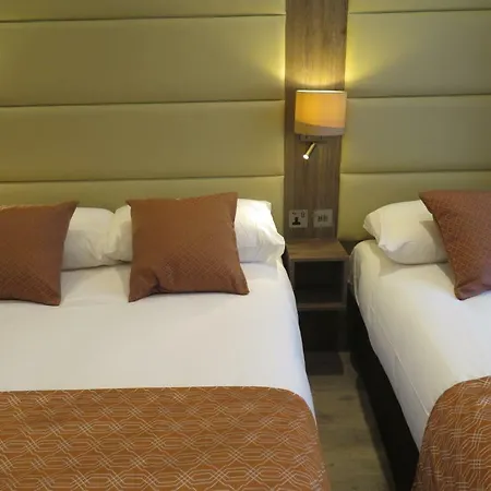 Glendale Hyde Park Hotel-3