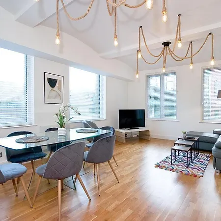 Mulberry Flat 4 - Two Bedroom 2Nd Floor By City Living London-2