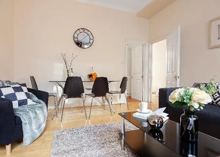 Deluxe Creechurch Lane Serviced Apartment London
