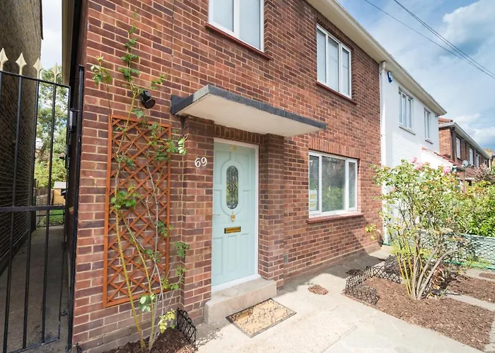 ホテル Tdm Bachelot Lettings Ltd ロンドン