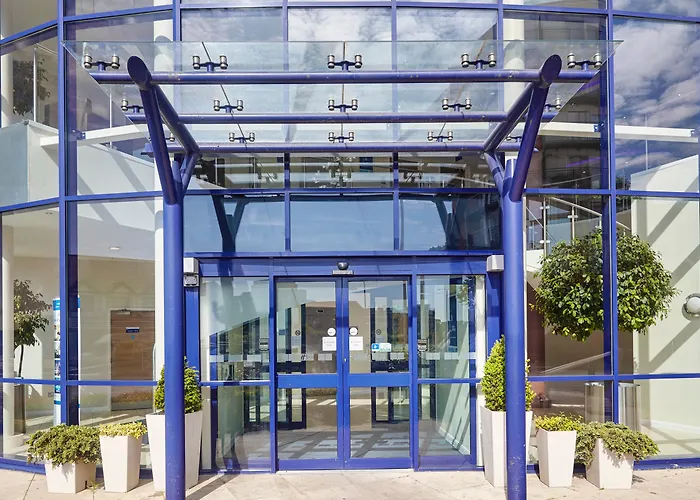 Holiday Inn Express London - Newbury Park, An Ihg Hotel Redbridge