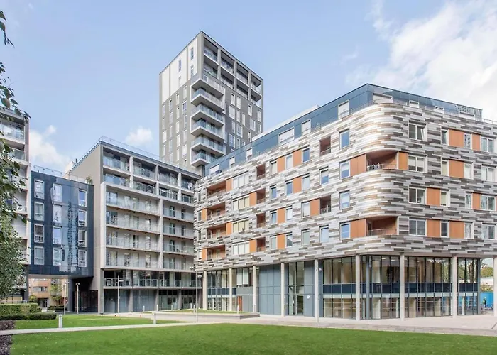 Studio Apartment Canary Wharf, London