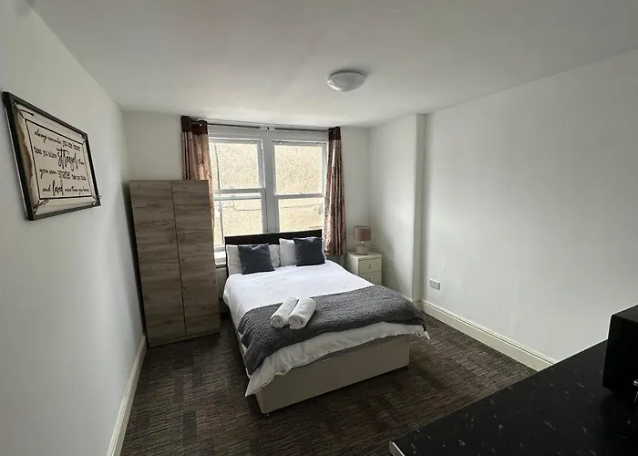 Brand New Rooms With Ensuite Bathrooms Londres