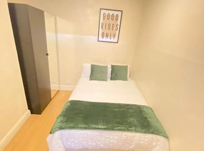 Seven Sister'S Rooms London