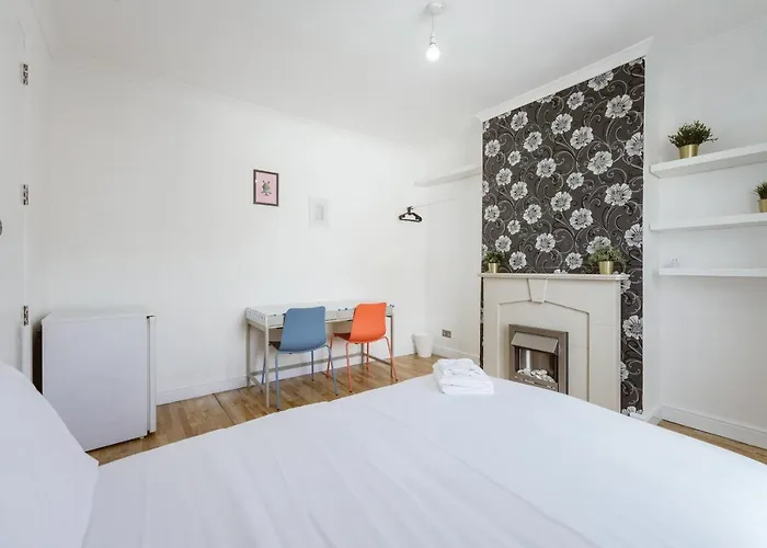 Great Rooms In Stepney Green Station - 12 Londres