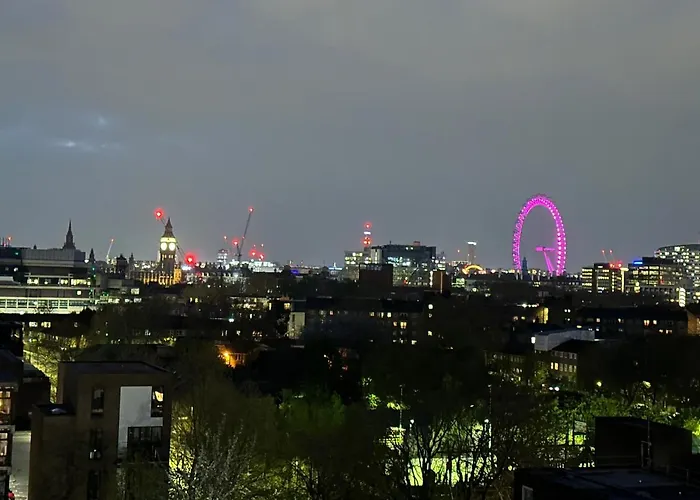 White Room ロンドン