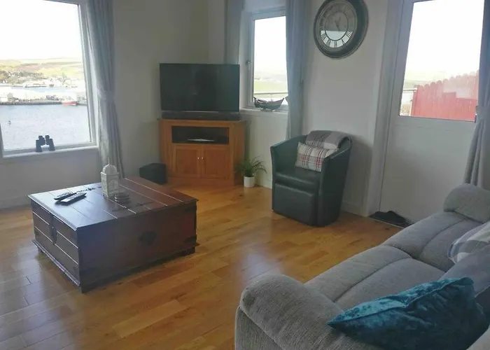 Bungalow With Spectacular Views Scalloway