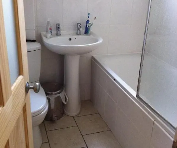 London 2 Bed Flat Zone2 Bed & Breakfast