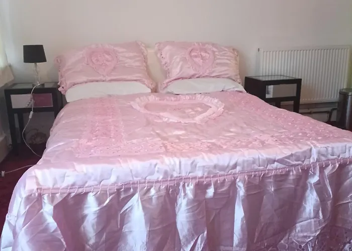 Alysguesthub Hotel London