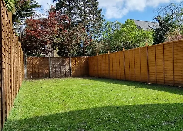 Beautiful Double Room In Acton, West London