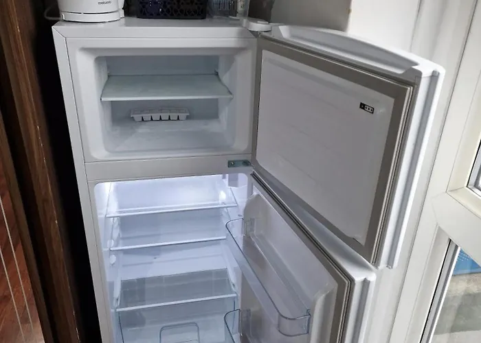 Spacious Room Private Balcony - Central London - Zone 1 - Elephant And Castle