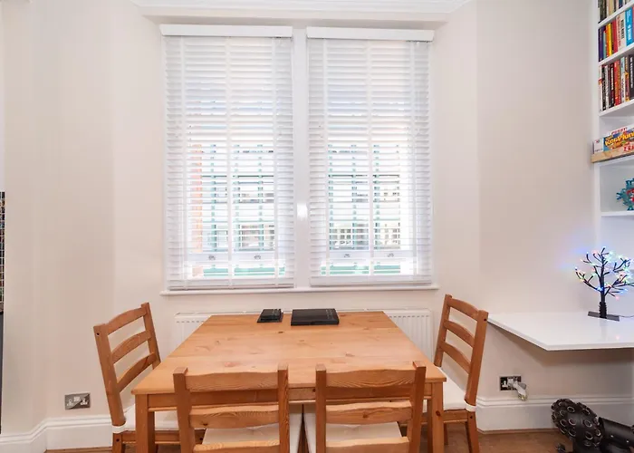 Boutique Central London Apartment - Great Location