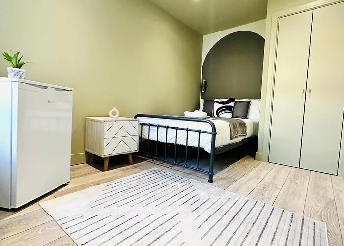 London Boutique Ensuite Room Like Hotel