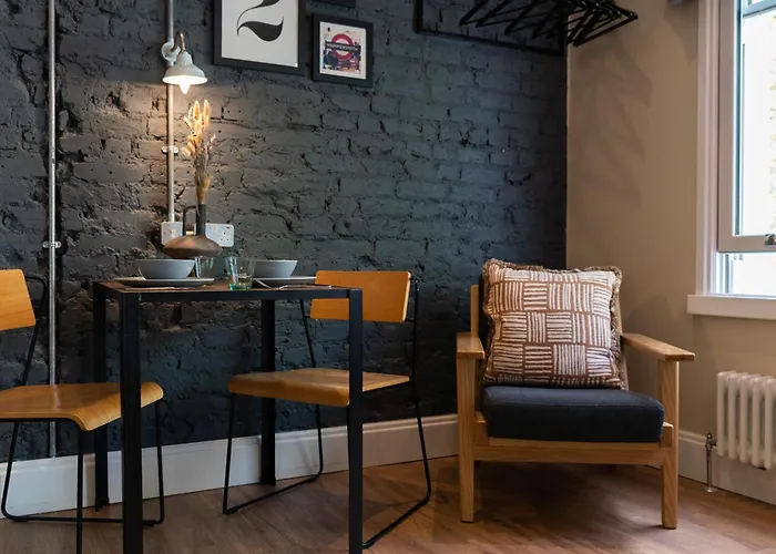 Room2 London Hammersmith Townhouse