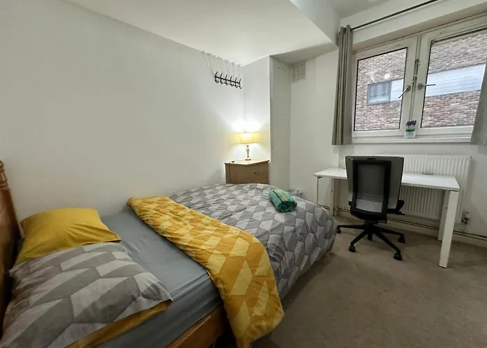 Victoria Park House R1 Hotel London