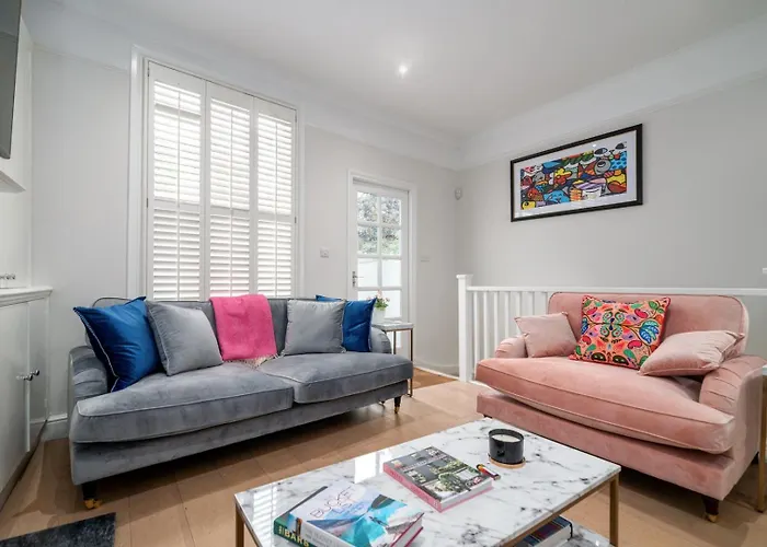 Guestready - Family Home With Garden For 6 London