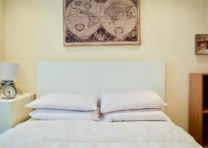 Stylish And Homely 4 Bedroom Home In East Londres