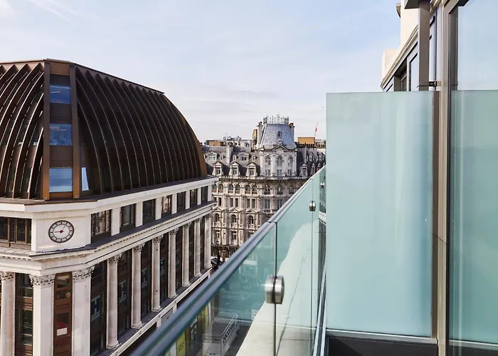 Hotel Indigo London - 1 Leicester Square By Ihg With a Casino