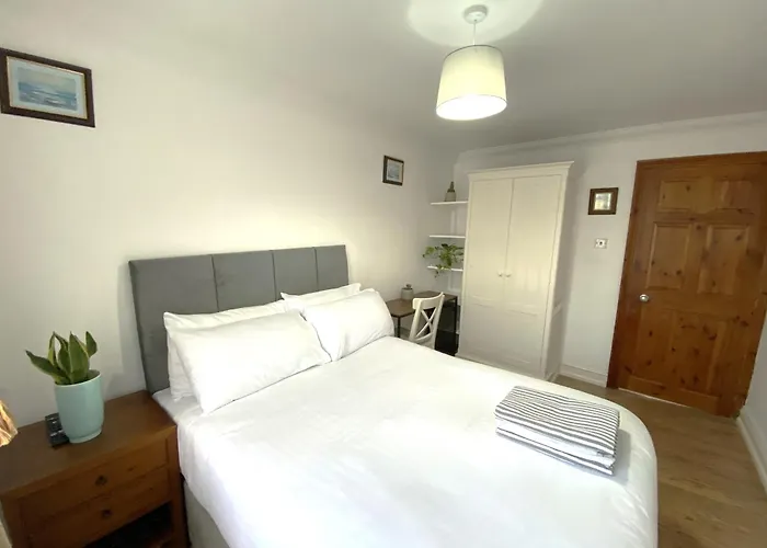 Luxury Guest House London