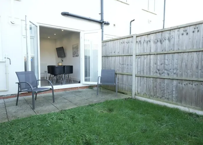 Heathrow Airport Apartments-Free Parking-Free Underground To And From Heathrow-30 Min Central Londres