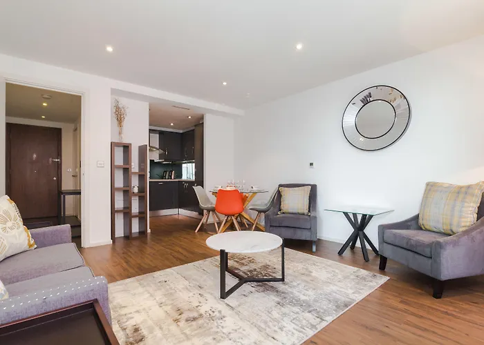 Bijou Delight By Austin David Apartments Barking 