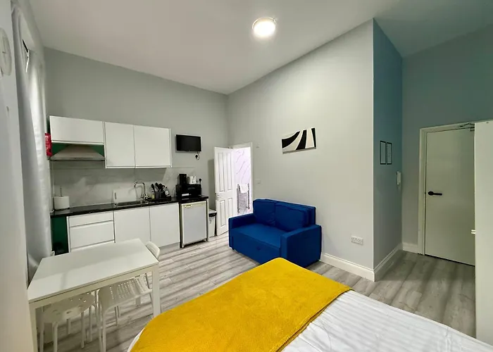 The Little Guest House London