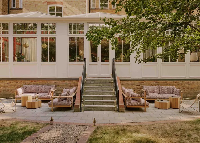 Hotel Ember Locke Kensington Londyn