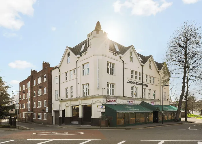 London Cheap Hotels near 