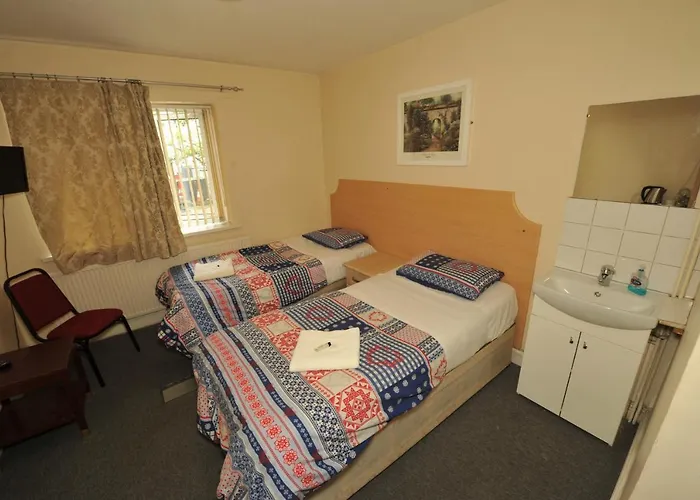 Acton Town Hotel Londyn