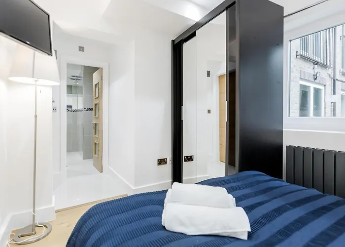 Donatello Apart-Rooms Tower Bridge Road London