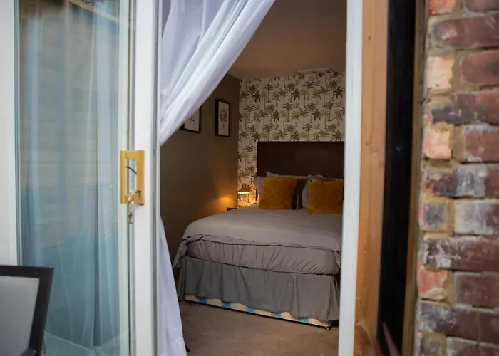 The Pear Tree Hotel London